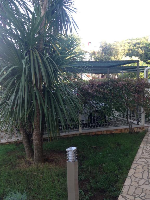 Apartments Villa Kristina Pula Exterior foto