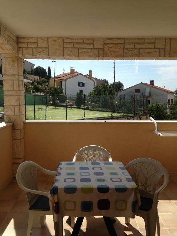 Apartments Villa Kristina Pula Quarto foto