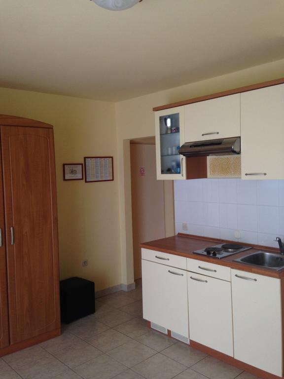 Apartments Villa Kristina Pula Quarto foto